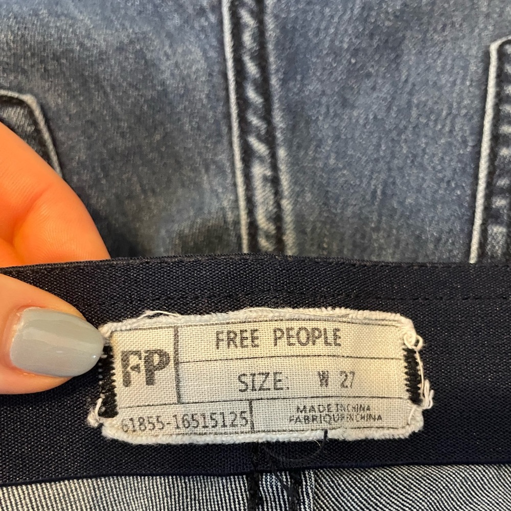 Barely worn Free People Flare Pants, Size 27, Deep Blue - Picture 4 of 4